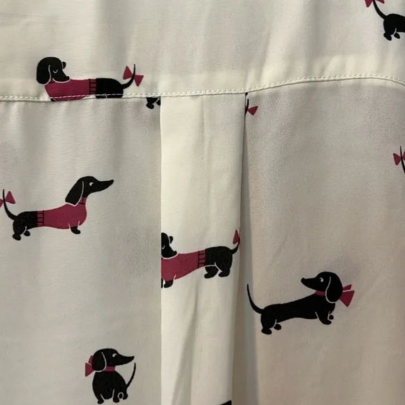 Torrid Dachshund Blouse Women's Plus Size 2 - Picture 6 of 6